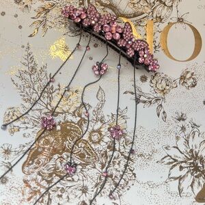 Beautiful Y2K pink rhinestone hair clip